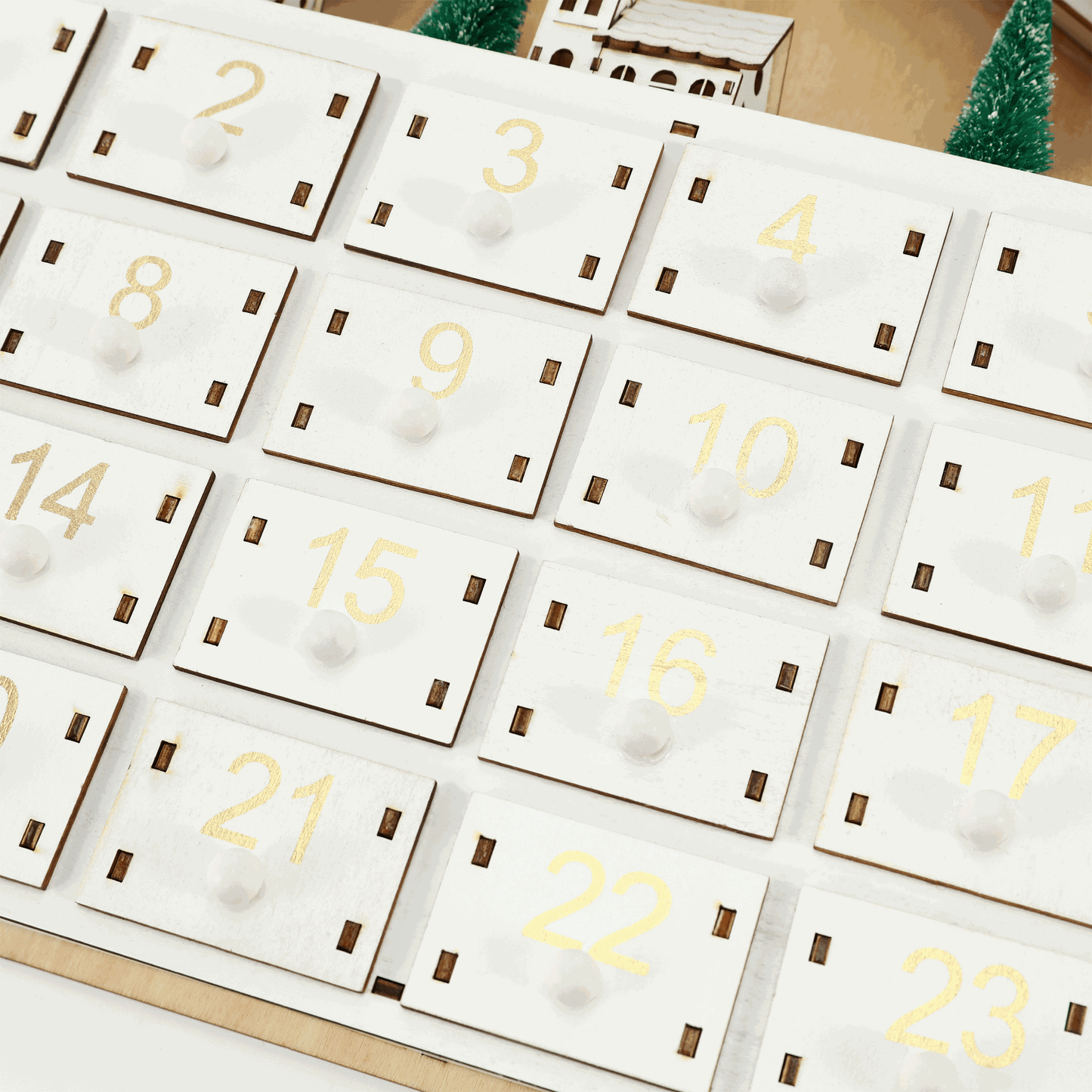 LED Light-Up Wooden Advent Calendar – 24-Day Christmas Countdown Decoration